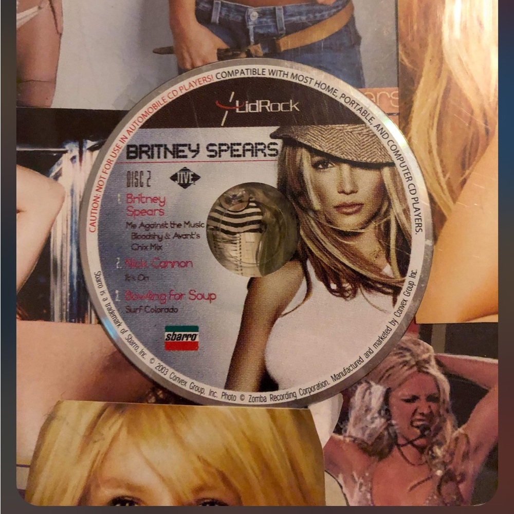 Mini cd that came on the lids for drinks from a pizza fast food restaurant